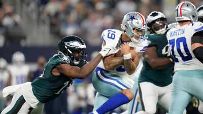 Cowboys hit with double penalties for unnecessary roughness in fiery Eagles rivalry clash