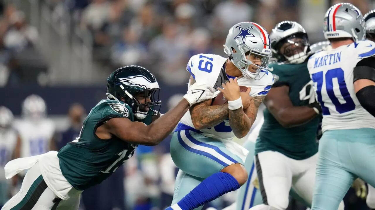 Cowboys hit with double penalties for unnecessary roughness in fiery Eagles  rivalry clash | NFL News - The Times of India