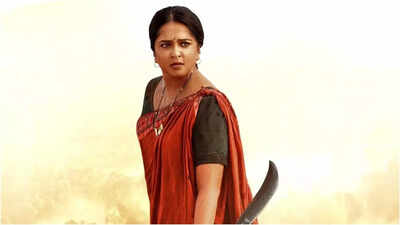  Netizens divided over Anushka Shetty starrer; Strong screen presence but mixed execution