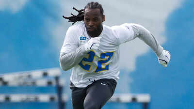 Will Najee Harris Play Tonight Against the Kansas City Chiefs? Latest injury update on the Los Angeles Chargers running back