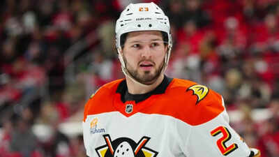 NHL Rumors: Anaheim Ducks struggle with Mason McTavish’s new deal, Montreal Canadiens may trade Carey Price’s contract