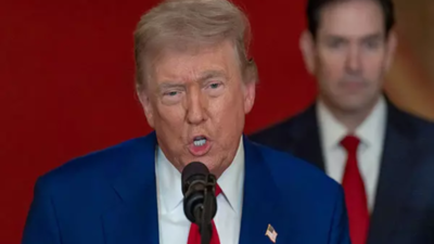  Trump calls to close Epstein case; accuses opposition of political agenda
