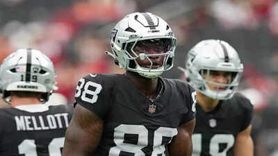 Las Vegas Raiders sign Justin Shorter as Amari Cooper retires, adding depth to wide receiver spot