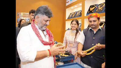 Deputy CM Shivakumar defends cabinet’s decisionon withdrawing criminal cases against supporters