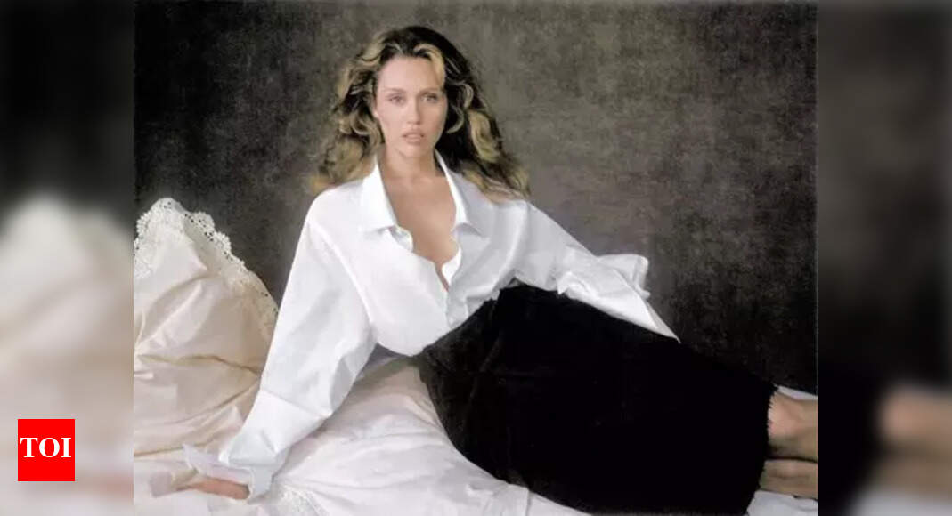 Miley Cyrus on cooking mishap: 'I blended my hand'