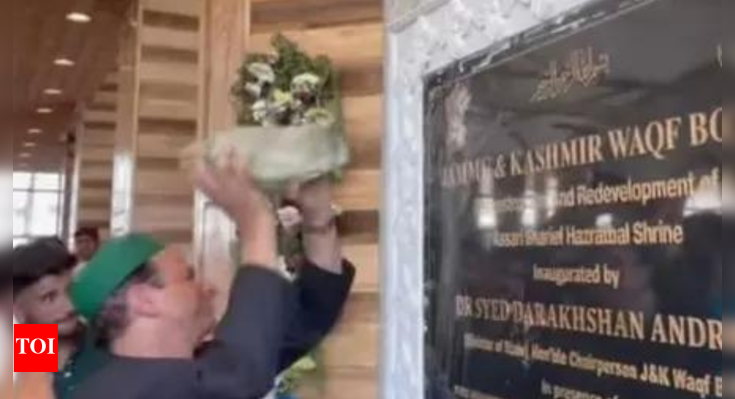 Hazratbal plaque vandalism row : BJP vows strict action; Omar Abdullah asks why was national emblem at a shrine?