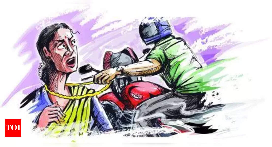 Morning walker targeted in gold necklace snatching in Kolkata