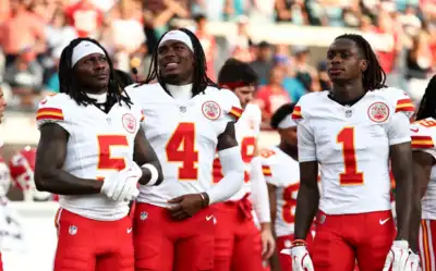  Kansas City Chiefs WR Hollywood Brown shines after Xavier Worthy exits Chiefs vs Chargers game