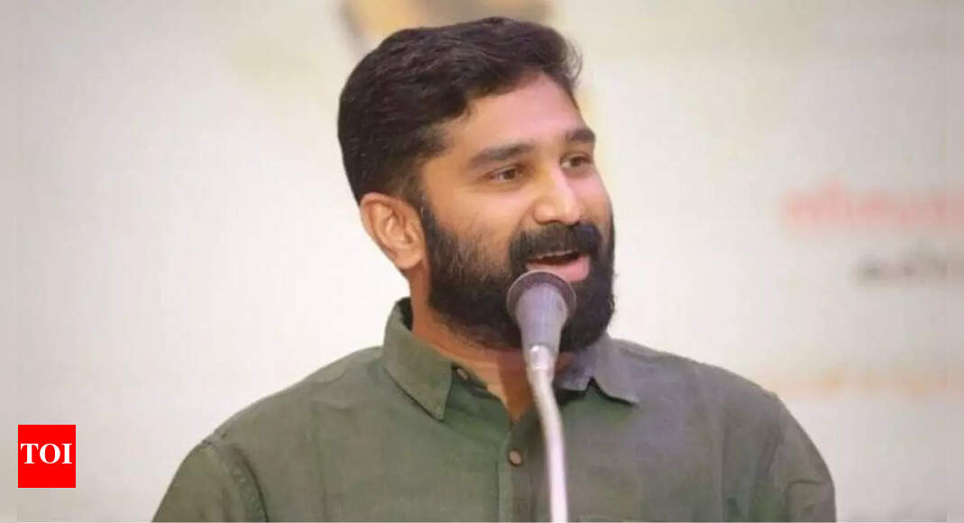 <div>Bihar-Bidi post row: Kerala Congress admits mistake; social media head meets party leaders</div> <div>'Bihar-Bidi' post row: Kerala Congress admits 'mistake'; social media head meets party leaders</div>
