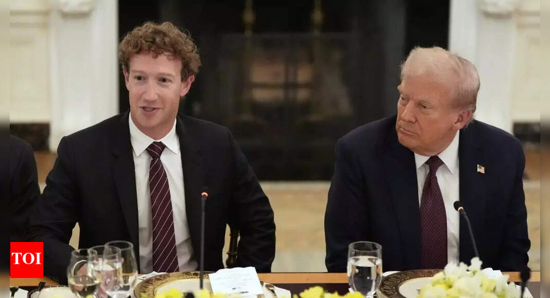 <div>I wasn’t sure … : Mark Zuckerbergs hot mic moment with Donald Trump goes viral – watch</div> <div>'I wasn’t sure … ': Mark Zuckerberg's hot mic moment with Donald Trump goes viral – watch</div>