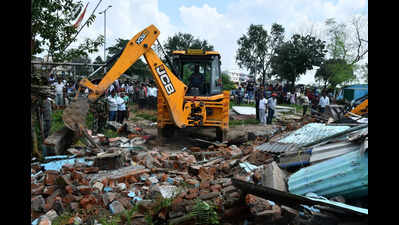 Ranchi admin launches anti-encroachment drive, demolishes 100 huts near Birsa Chowk