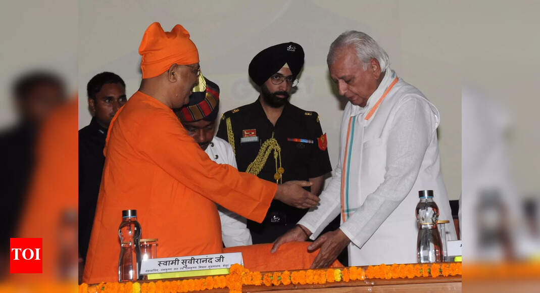 Swami Vivekananda re-instilled self-pride in Indians: Bihar governor