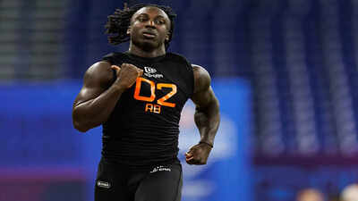 Colts’ new RB weapon with a name made to stand out set for Week 1 battle against Dolphins