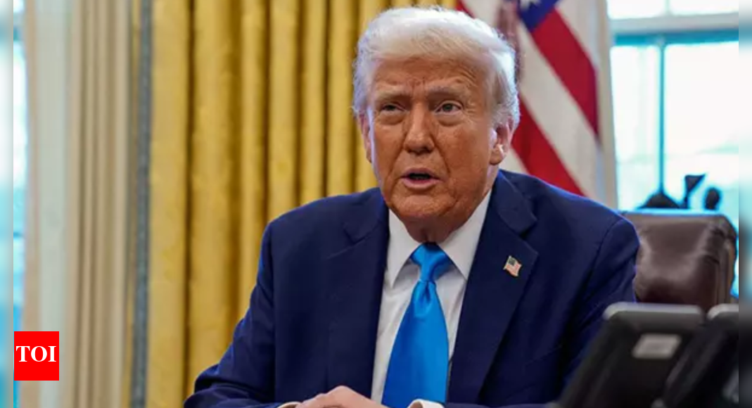 <div>'I don't know anything': Donald Trump denies knowledge of 2019 Seal Team 6 mission; rejects approval reports</div>