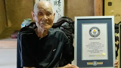 Kokichi Akuzawa sets Guinness World Record at 102 as oldest person to climb Mount Fuji in Japan
