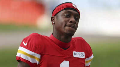 Xavier Worthy’s injury leaves Chiefs searching, and one free agent WR stands out as the clear solution
