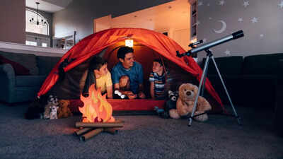 Parents should treat weekends like mini-vacations: Here's how to do it at home