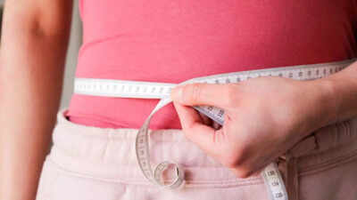  Doctor who lost 30 kg in one year shares five diet changes for weight loss