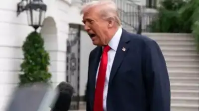 ‘Darling, that’s fake news’: Trump snaps at reporter over question on going to war with Chicago; watch