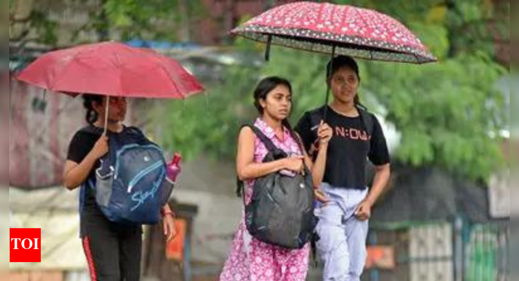 Bengaluru weather: Mild temperatures with patchy rain, AQI remains good