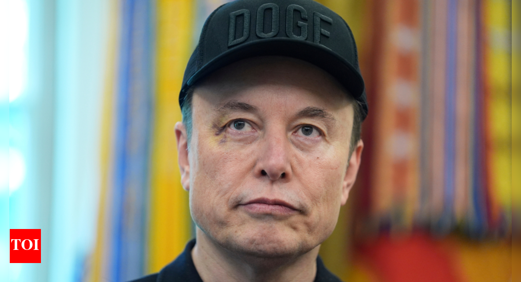 <div>People decide the narrative: Elon Musk defends X fact-checking Navarros anti-India claims</div> <div>'People decide the narrative': Elon Musk defends X fact-checking Navarro's anti-India claims</div>