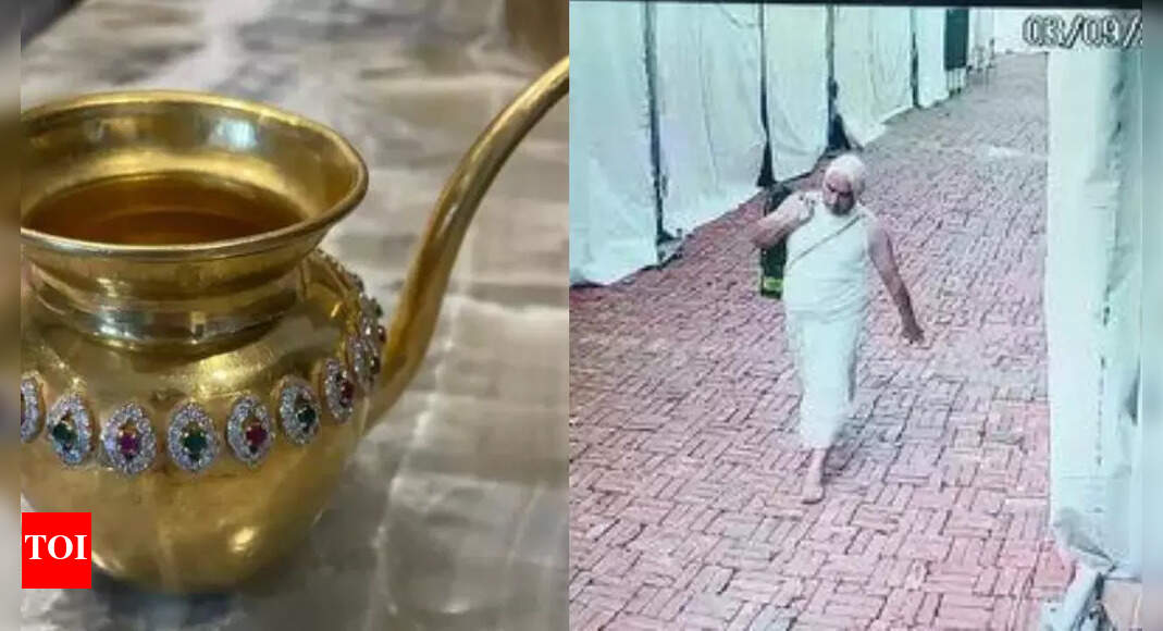 Rs 1.5 crore gold kalash stolen near Red Fort: Delhi police arrest suspect in Hapur