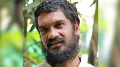  Filmmaker Sanal Kumar Sasidharan detained at Mumbai airport; Kerala police to take custody
