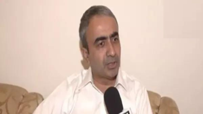  AAP's Anurag Dhanda hits out at Rahul Gandhi