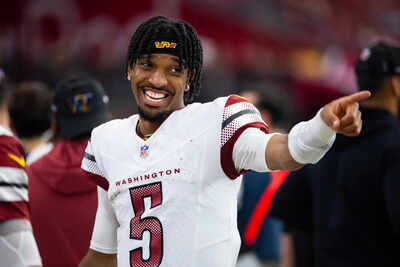 Tom Brady’s sideline moment with Jayden Daniels' mom becomes talk of