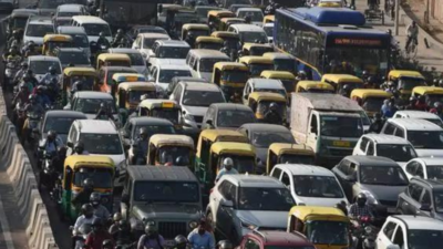  Traffic police issue advisory for devotees during Pitrupaksha in Varanasi