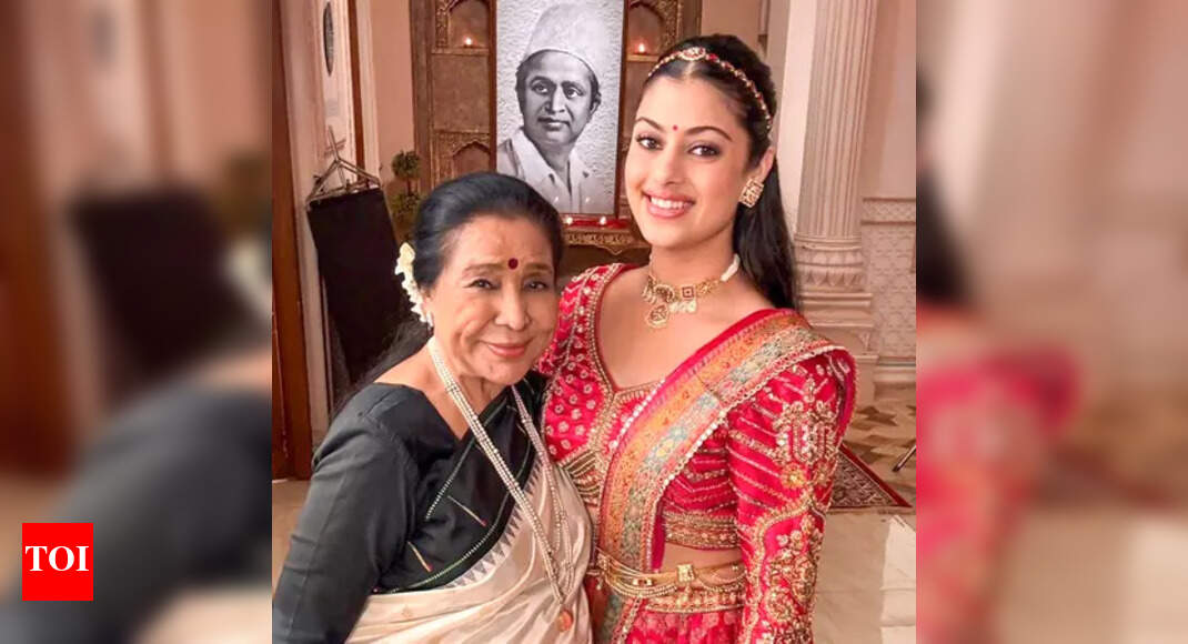 Asha Bhosle turns 92, Granddaughter Zanai showers love, Fans & celebs extend wishes
