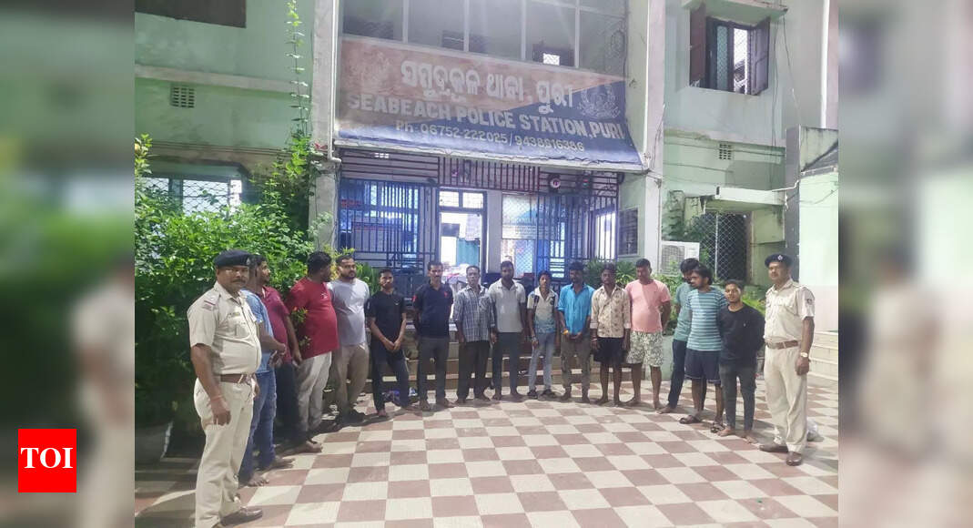 Puri police crack down on public drinking ahead of festive season: 100 men booked