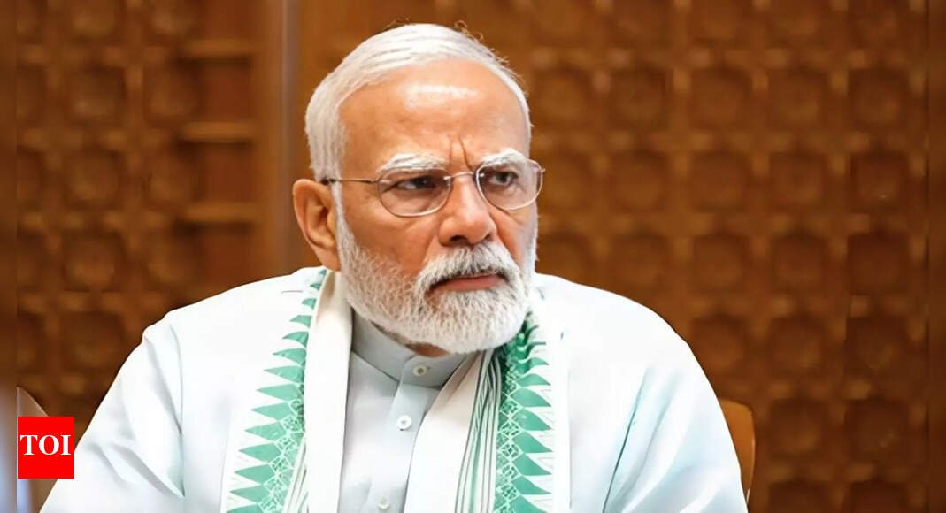 <div>Heinous terrorist attack: PM Modi condemns shooting in Israel; extends condolences</div> <div>'Heinous terrorist attack': PM Modi condemns shooting in Israel; extends condolences</div>