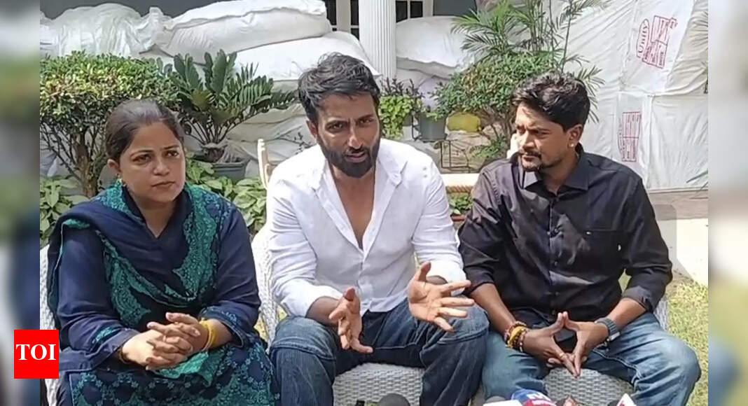 Our teams will make efforts to reach every flood affected village in phased manner, says Sonu Sood