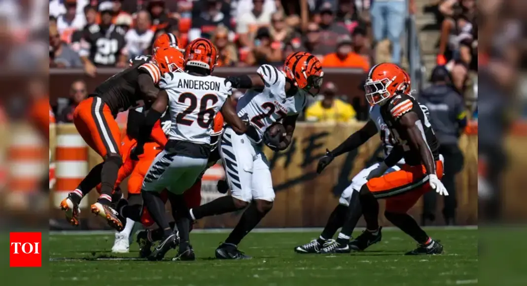 NFL’s disturbing green s*x toy streak keeps fans shocked across recent games, exposing a growing on-field trend