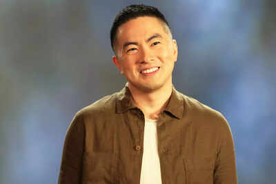 Bowen Yang, Michael Che, and others confirm returning for season 51 of Saturday Night Live
