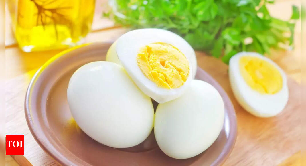 11 warning signs that eggs are no longer safe to eat