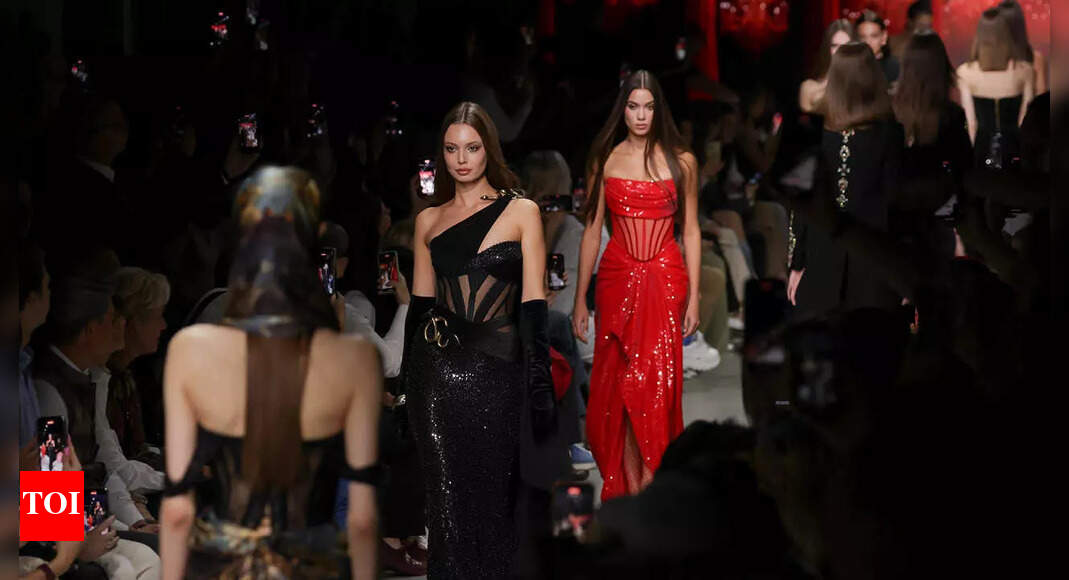 BRICS, FDCI come together to showcase Shantanu & Nikhil's womenswear debut in Moscow