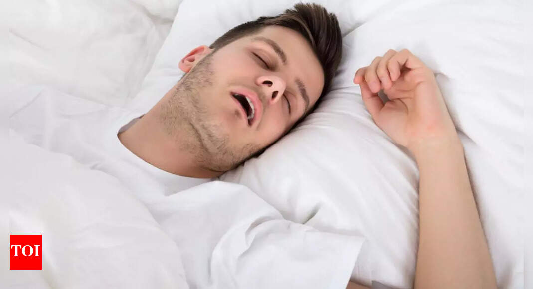 This vitamin deficiency could be the reason behind your nighttime snoring