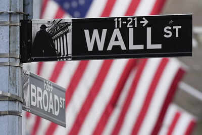  US stocks trade mixed as investors await inflation data; Dow jumps over 70 points; S&P 500 flat
