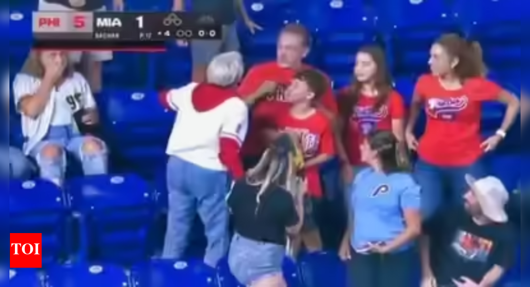 <div>'Write- I'm sorry': ‘Phillies Karen’ offered $5,000 to return boy’s home run ball- on one condition</div>