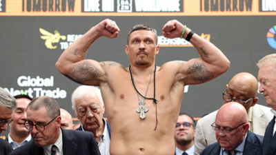 Undisputed champion Oleksandr Usyk set for legends football match in Portugal despite postponed title fight