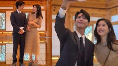 Park Bo gum shares special moment at Kim Hee young's art event