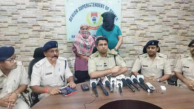 Police Arrest CMD Of Non Banking Firm And Wife for Rs 600 Crore Investment Scam