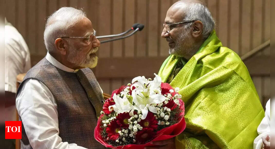 <div>Cross-voting in VP election? Radhakrishnans victory margin puts question mark on oppositions unity</div> <div>Cross-voting in VP election? Radhakrishnan's victory margin puts question mark on opposition's unity</div>