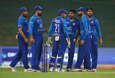  Sediqullah Atal, Azmatullah Omarzai shine; Afghanistan kick off campaign with 94-run win over Hong Kong