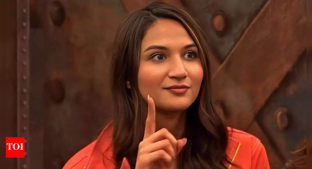 Anaya reveals a famous cricketer sent her obscene photo