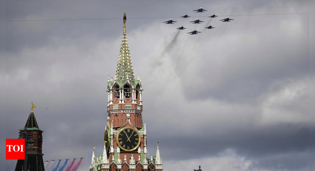 <div>'Airspace repeatedly violated': Poland shoots down Russian drones; key airports shut</div>
