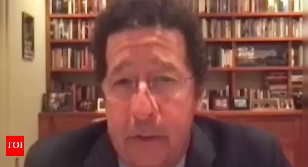 ‘Oil weapon not quite tool of leverage’: Expert critiques Donald Trump’s India tariffs; calls policy ‘hypocritical’ – The Times of India