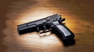  Cop’s pistol stolen from car in Maurice Nagar; planned to sell Glock